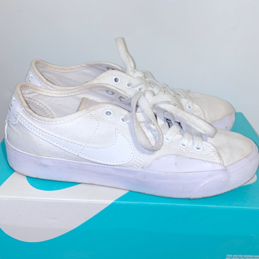 Nike white 4.5 sneakers